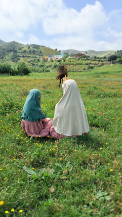 Alternative view of Robe tralala